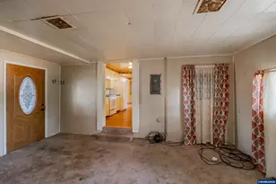 183 W Cedar Dr, Lebanon, OR 97355 - Photo 29