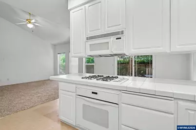 432 Lakefair Cir N, Keizer, OR 97303 - Photo 15