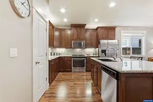 1252 Lydia Ave N, Keizer, OR 97303 - Photo 7