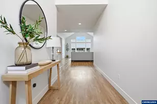 1474 Meadow Ave, Silverton, OR 97381 - Photo 5