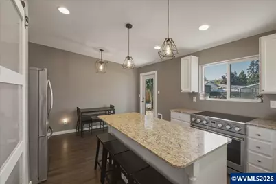 4134 Highway 20, Sweet Home, OR 97386 - Photo 11