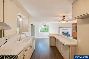 1091 SE 3rd Ave, Mill City, OR 97360 - Photo 11