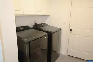 752 Merlot Ave NE, Keizer, OR 97303 - Photo 35