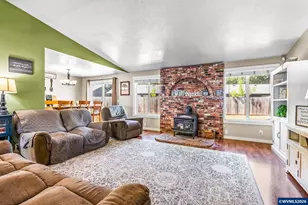 2984 Kalmia Ct, Sweet Home, OR 97386 - Photo 7