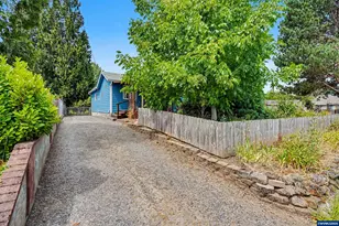 4175 Brooks Av NE, Keizer, OR 97303 - Photo 1