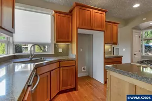 1674 Olympia Ct NW, Salem, OR 97304 - Photo 23