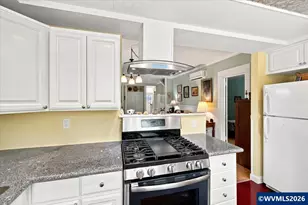 224 Sherman St NE, Albany, OR 97321 - Photo 13
