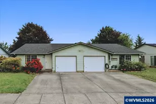 1453 W Locust St, Stayton, OR 97383 - Photo 1
