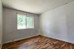 4721 Serra Ct NE, Salem, OR 97305 - Photo 11