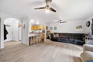 783 W Main St, Sheridan, OR 97378 - Photo 11