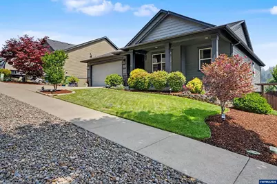 1644 Centennial Dr, Silverton, OR 97381 - Photo 3