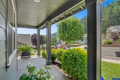 1644 Centennial Dr, Silverton, OR 97381 - Photo 5