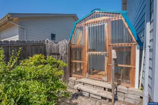 4321 Citabria Street, Sweet Home, OR 97386 - Photo 3