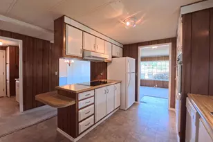 1055 Lockhaven Dr N, Keizer, OR 97303 - Photo 9