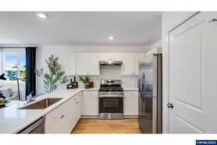 651 Minnesota St, Lebanon, OR 97355 - Photo 15