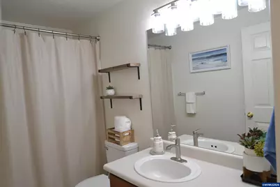 450 St Clair Wy, Eagle Point, OR 97524 - Photo 17