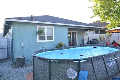 450 St Clair Wy, Eagle Point, OR 97524 - Photo 23