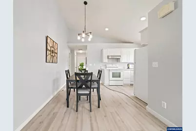 1475 Orchardview Dr NW, Salem, OR 97304 - Photo 13