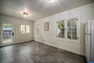 405 NW 33rd St, Corvallis, OR 97330 - Photo 15