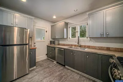 405 NW 33rd St, Corvallis, OR 97330 - Photo 13