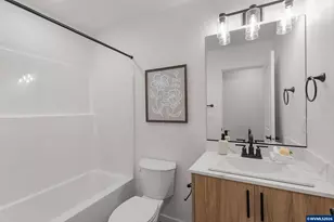 1584 Brown St, Woodburn, OR 97071 - Photo 27