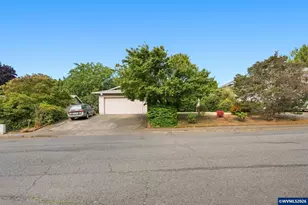 473 Suncrest Ave NW, Salem, OR 97304 - Photo 3