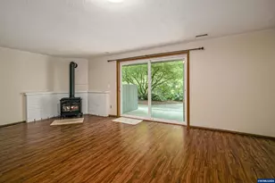 1639 Nut Tree Dr NW, Salem, OR 97304 - Photo 31
