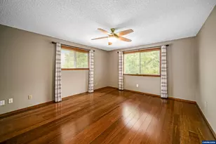 1639 Nut Tree Dr NW, Salem, OR 97304 - Photo 21