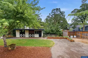 5711 W A St, West Linn, OR 97068 - Photo 37