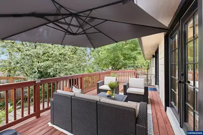 5711 W A St, West Linn, OR 97068 - Photo 33