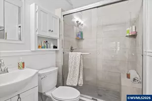 375 23rd St SE, Salem, OR 97301 - Photo 17