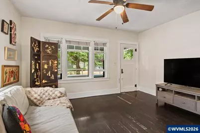 375 23rd St SE, Salem, OR 97301 - Photo 5
