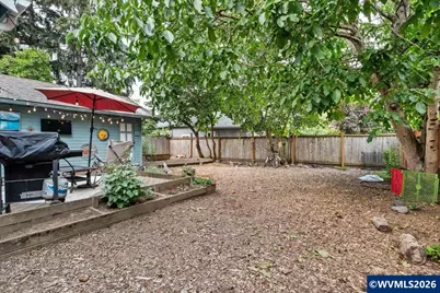 375 23rd St SE, Salem, OR 97301 - Photo 31