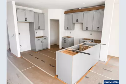 978 W Grant St, Carlton, OR 97111 - Photo 3