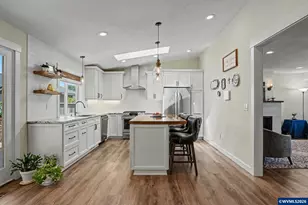 5743 Flairstone Dr SE, Salem, OR 97306 - Photo 9