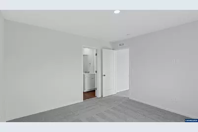 663 Minnesota St, Lebanon, OR 97355 - Photo 15