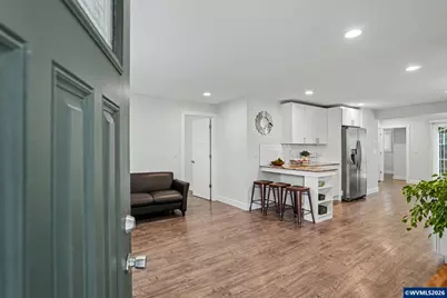 2210 4th St NE, Salem, OR 97301 - Photo 3