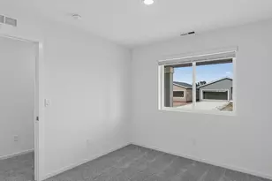 658 Minnesota St, Lebanon, OR 97355 - Photo 23