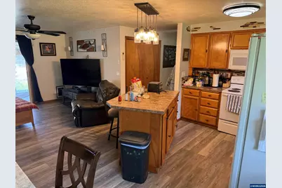 749 2nd Pl, Jefferson, OR 97352 - Photo 7