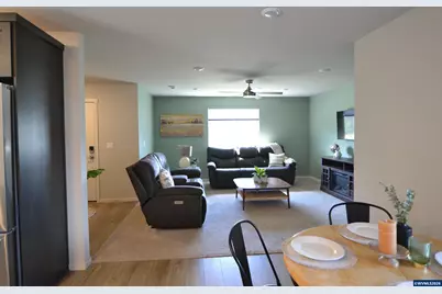 603 Pickering Ln, Woodburn, OR 97071 - Photo 5