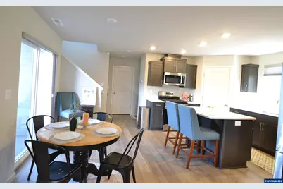 603 Pickering Ln, Woodburn, OR 97071 - Photo 11