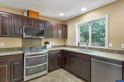 1023 Limelight Av NW, Salem, OR 97304 - Photo 19