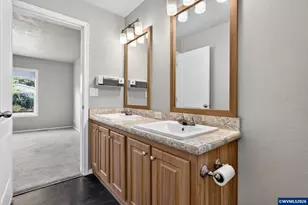 2120 SW 29th St, Troutdale, OR 97060 - Photo 29