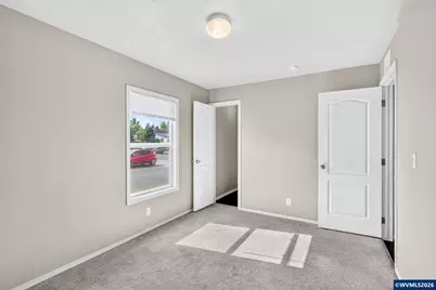 2120 SW 29th St #1, Troutdale, OR 97060 - Photo 33