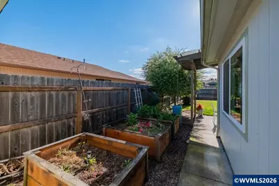 4727 San Francisco Dr NE, Salem, OR 97305 - Photo 47