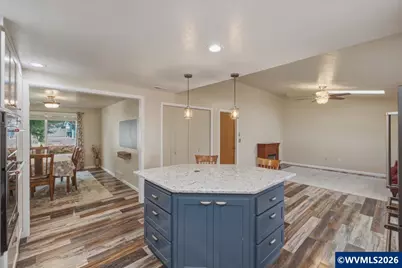 4727 San Francisco Dr NE, Salem, OR 97305 - Photo 9