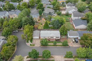 1164 SE Schooner Ave, Corvallis, OR 97333 - Photo 33