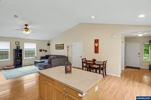 963 Rodan Ave SE, Salem, OR 97306 - Photo 9