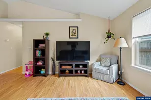 963 Rodan Ave SE, Salem, OR 97306 - Photo 13