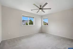 1040 Foxtail Ct NW, Salem, OR 97304 - Photo 27